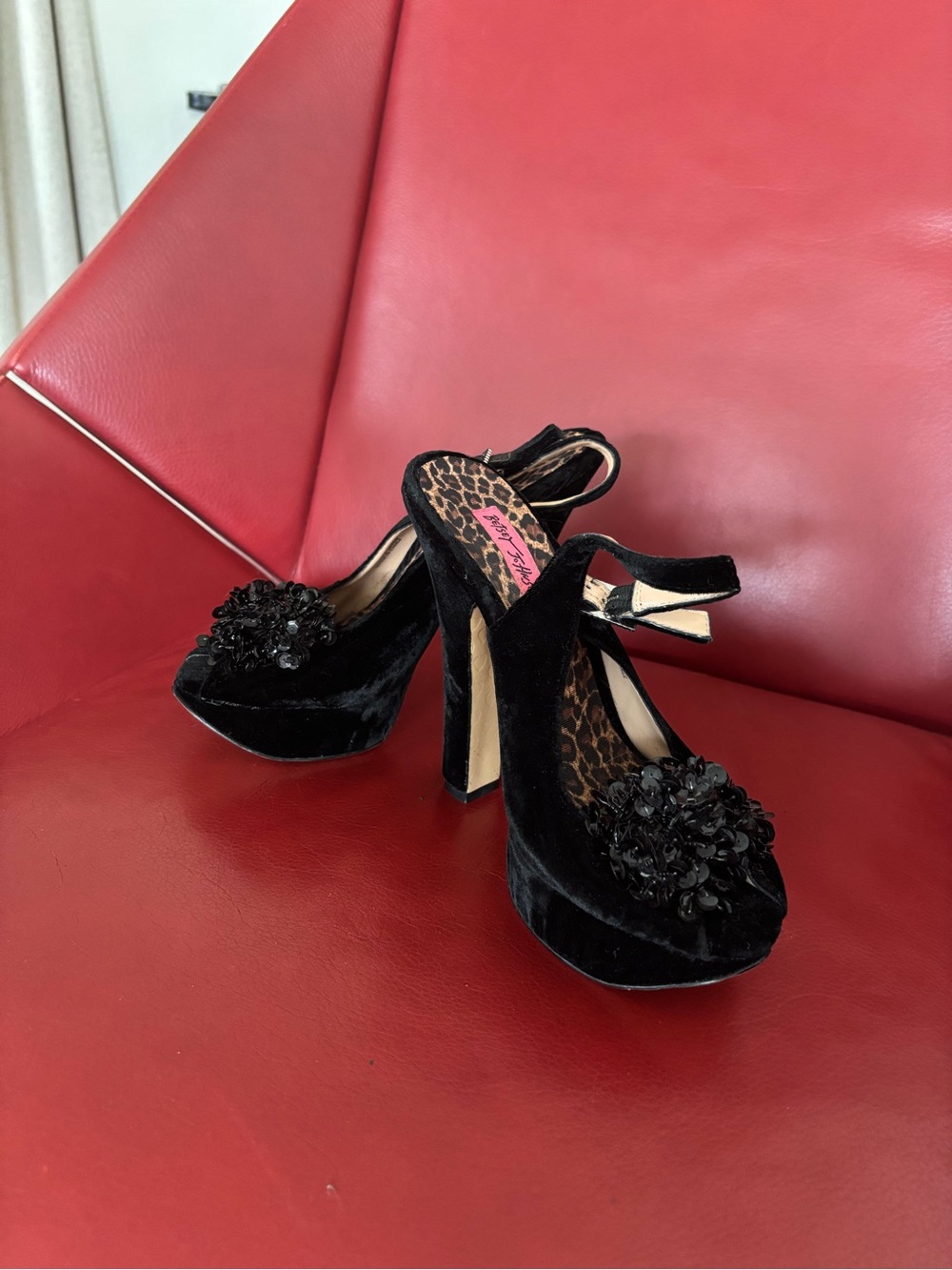 Betsey Johnson Black Velvet Platform Slingback Heels with Floral Embellishment